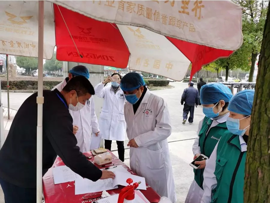 安徽铜陵“绿马甲”服务团队指导复工企业科学防疫
